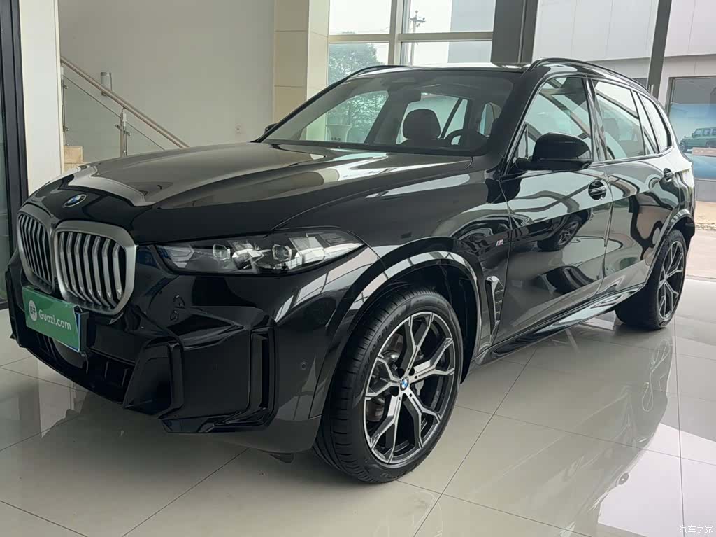 BMW X5, 2025 1