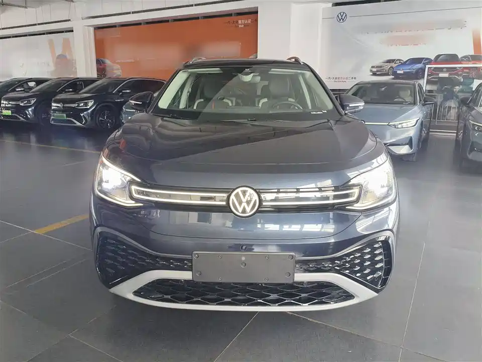 Volkswagen ID.6 CROZZ