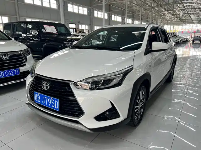 Toyota YARiS L 2023 — купить из Китая под заказ