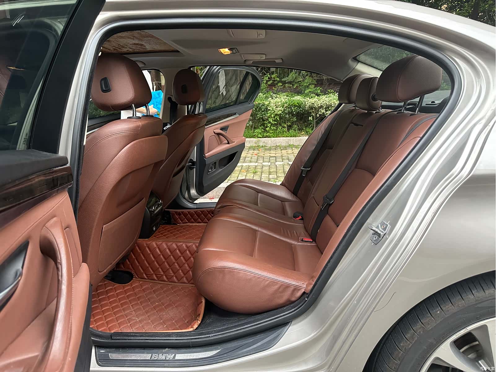 BMW 5 Series, 2016 16