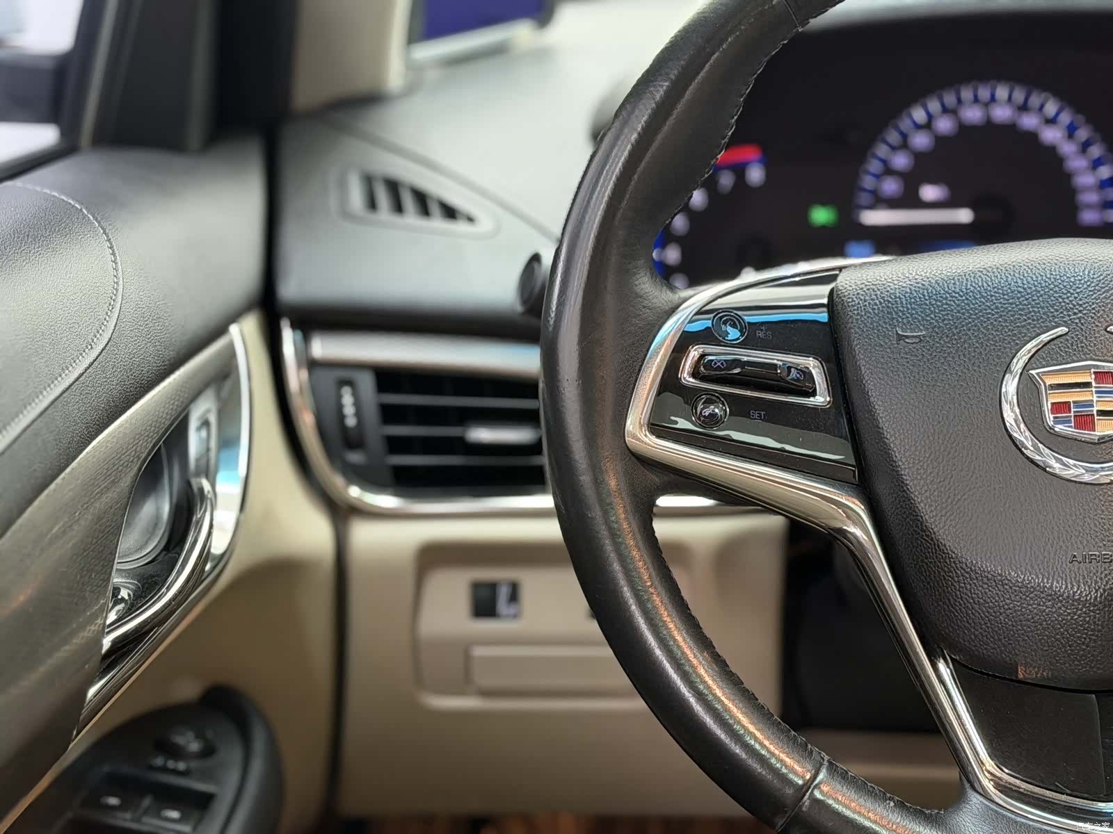 Cadillac ATS-L, 2016 10