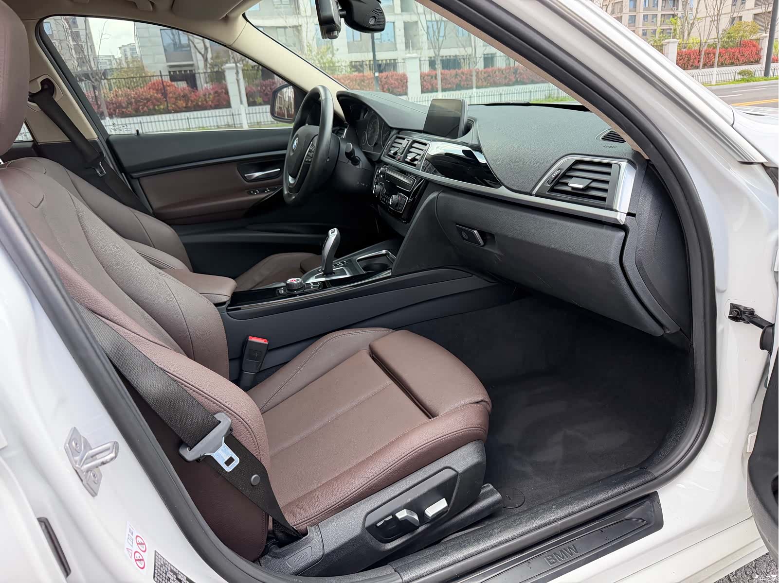 BMW 3 Series, 2018 7