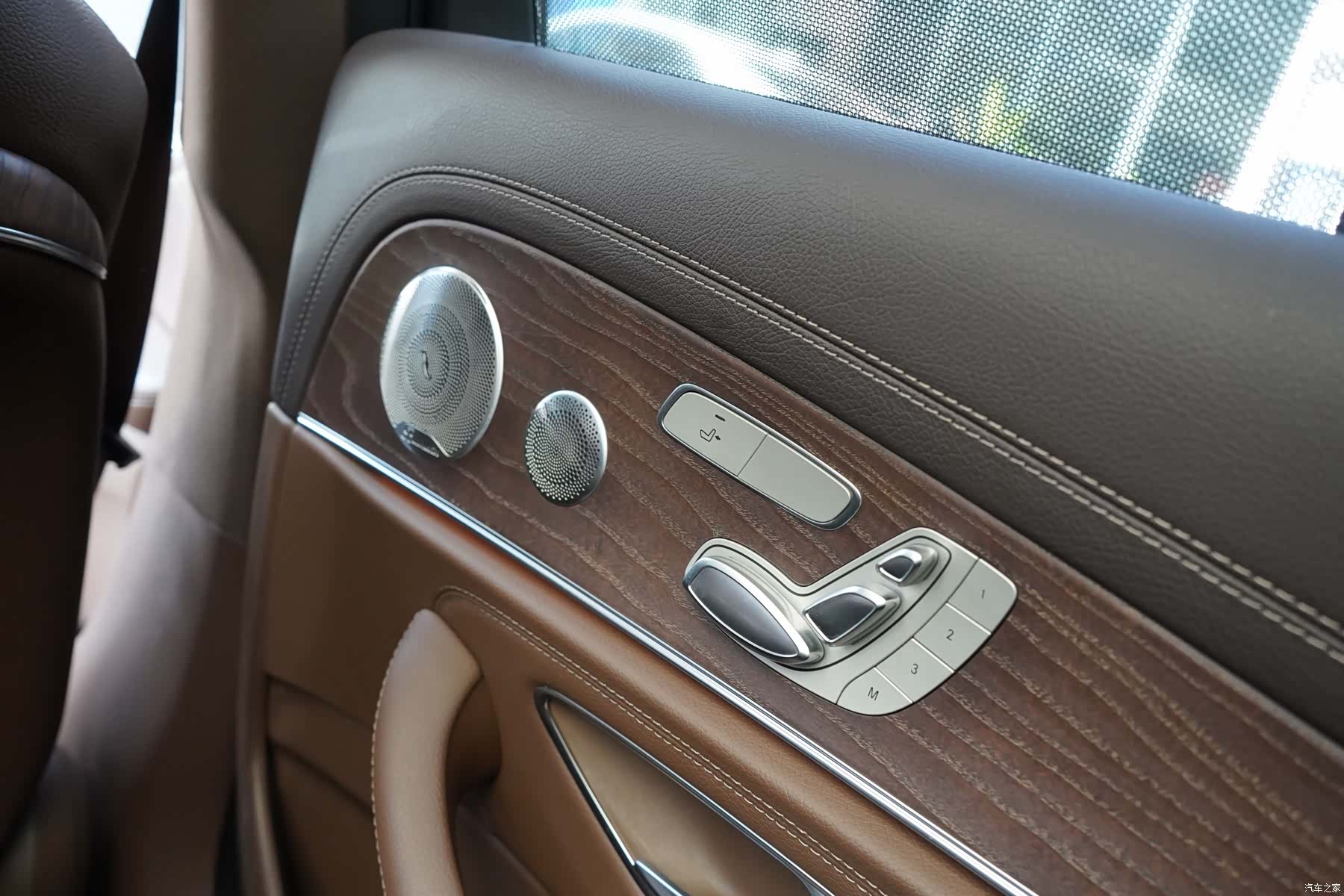 Mercedes-Benz E-Class, 2020 13