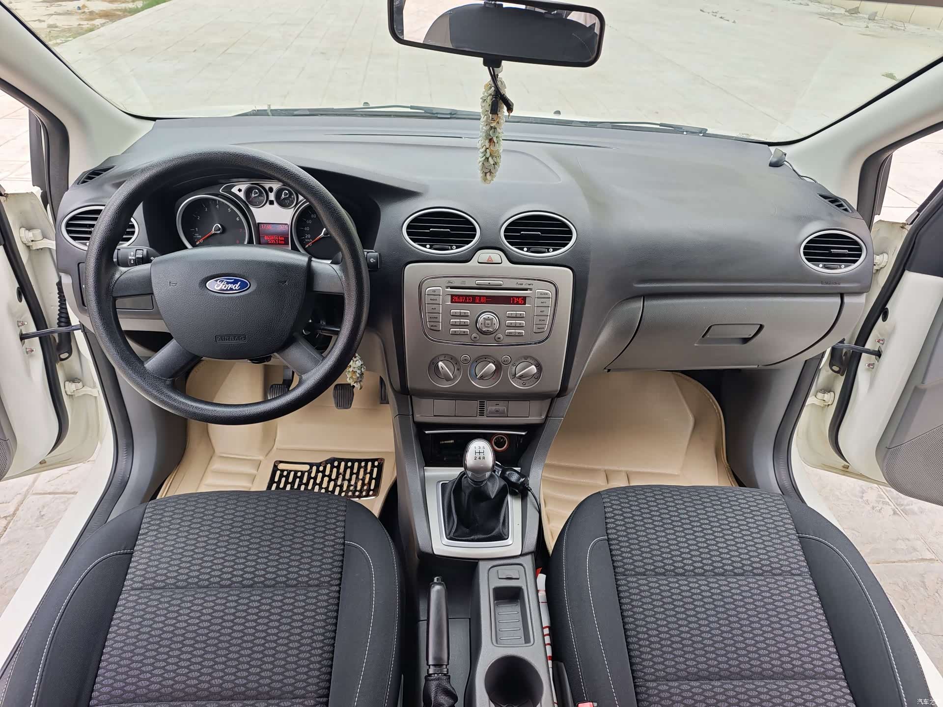 Ford Focus, 2015 10