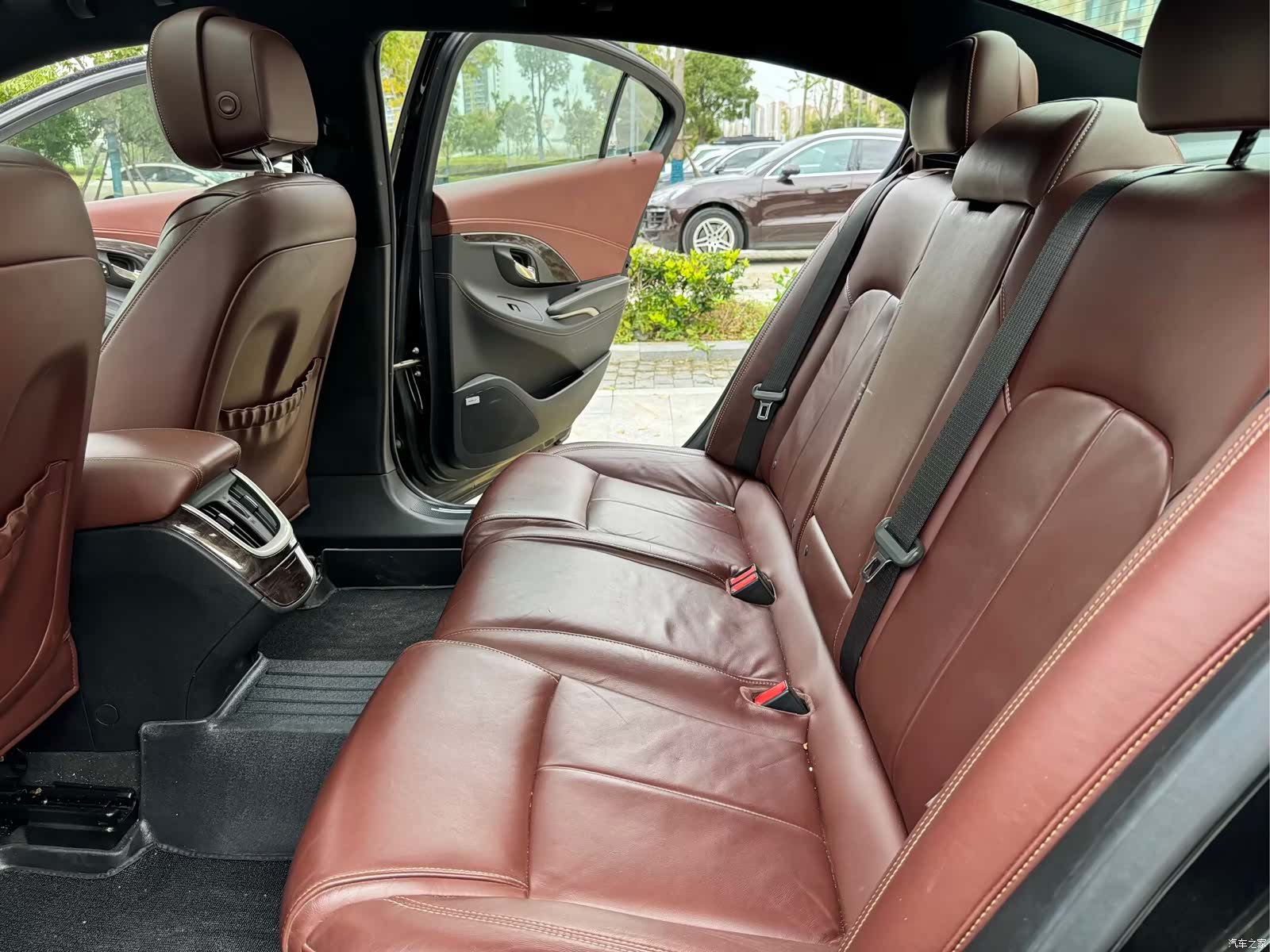 Buick LaCrosse, 2015 10