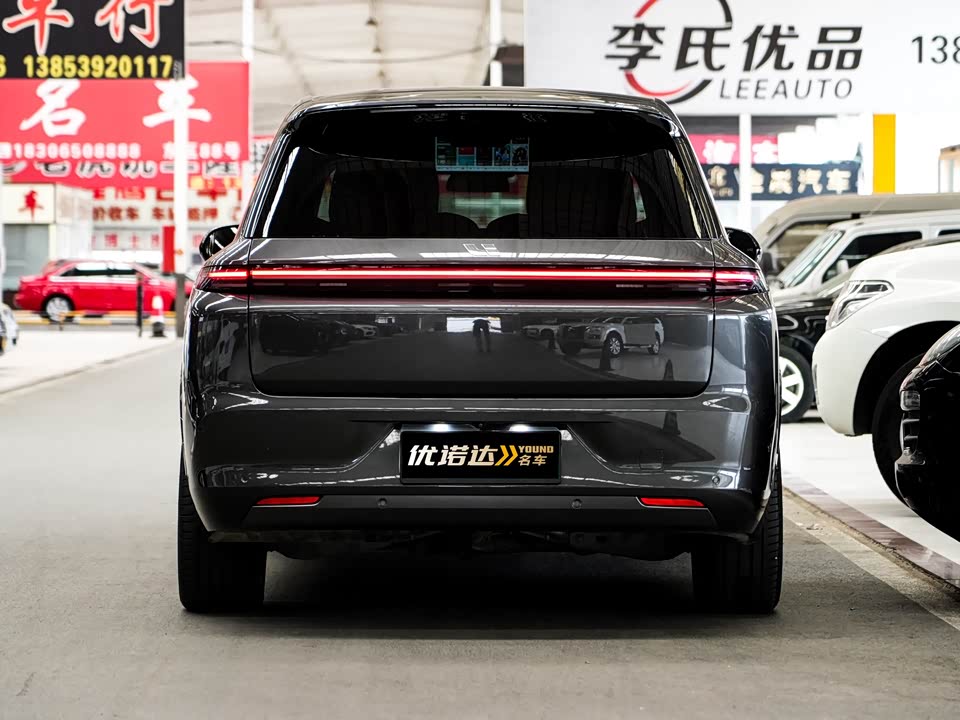 Li Auto Ideal L8