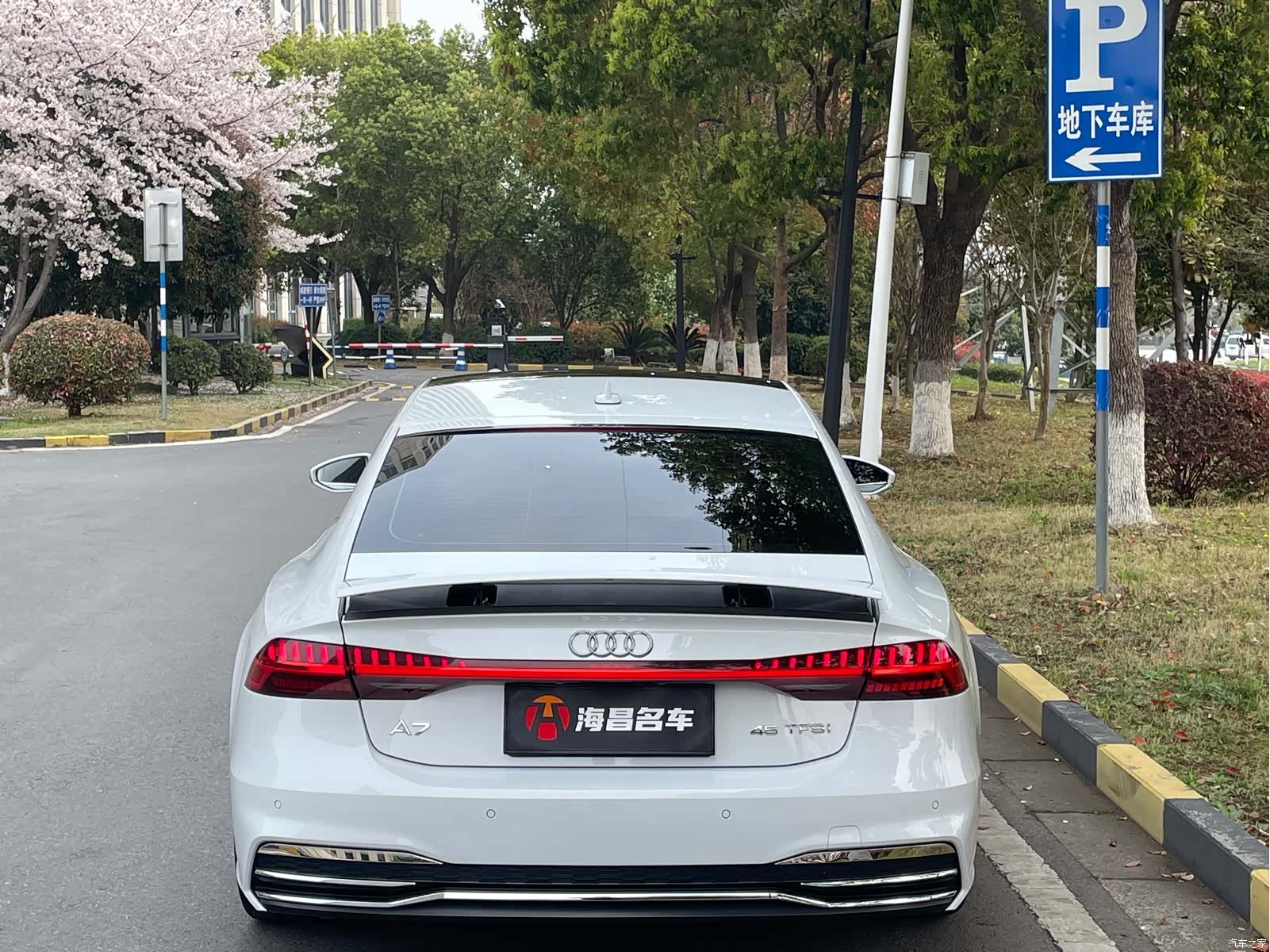 Audi A7, 2023 все фото