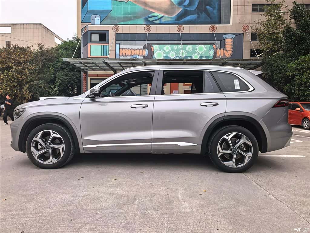 Geely Xingyue L, 2024 16