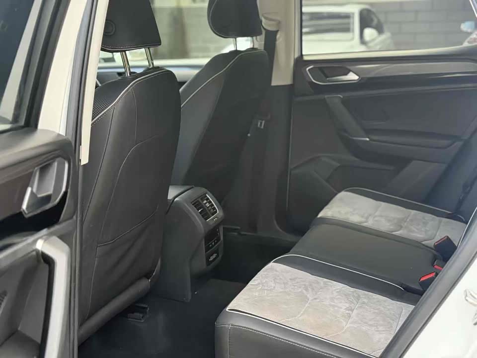 Volkswagen Tanyue X Volkswagen Tanyue X