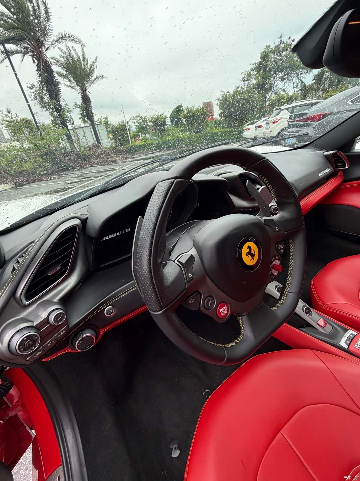 Ferrari 488, 2016 10