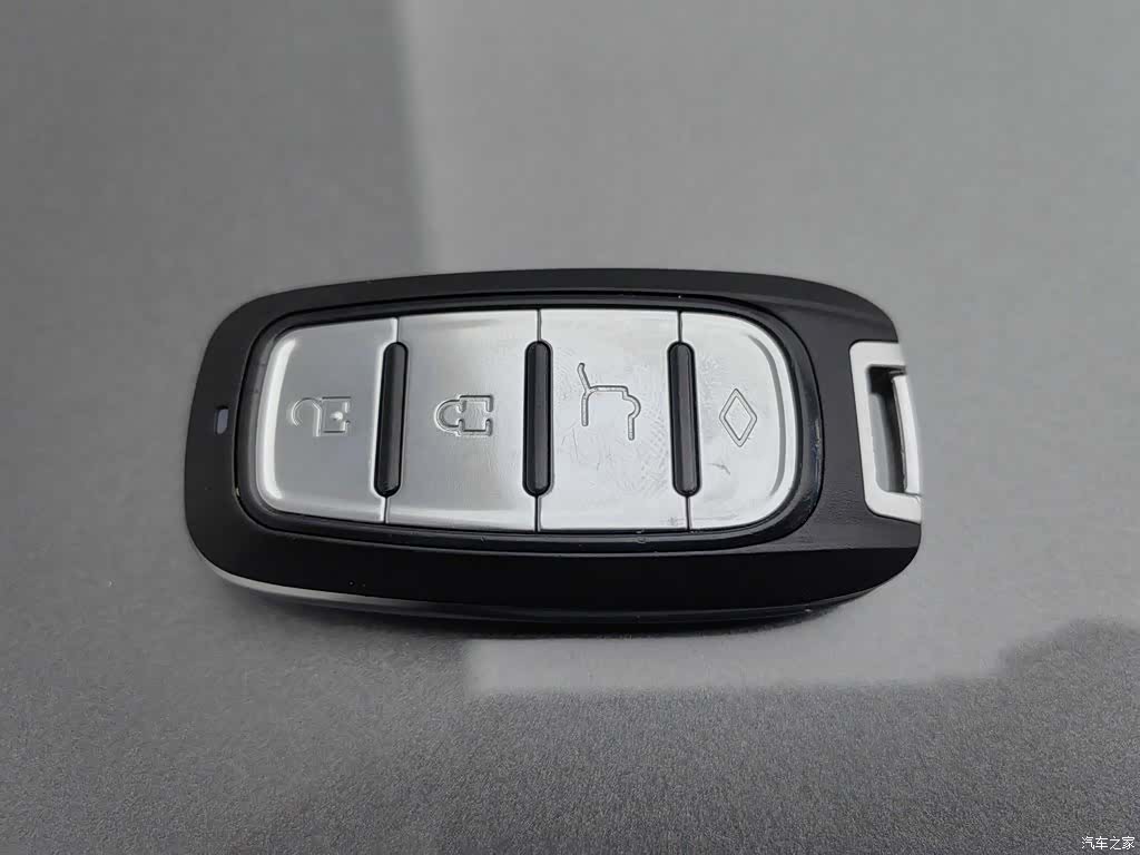 Xpeng P7, 2022 19