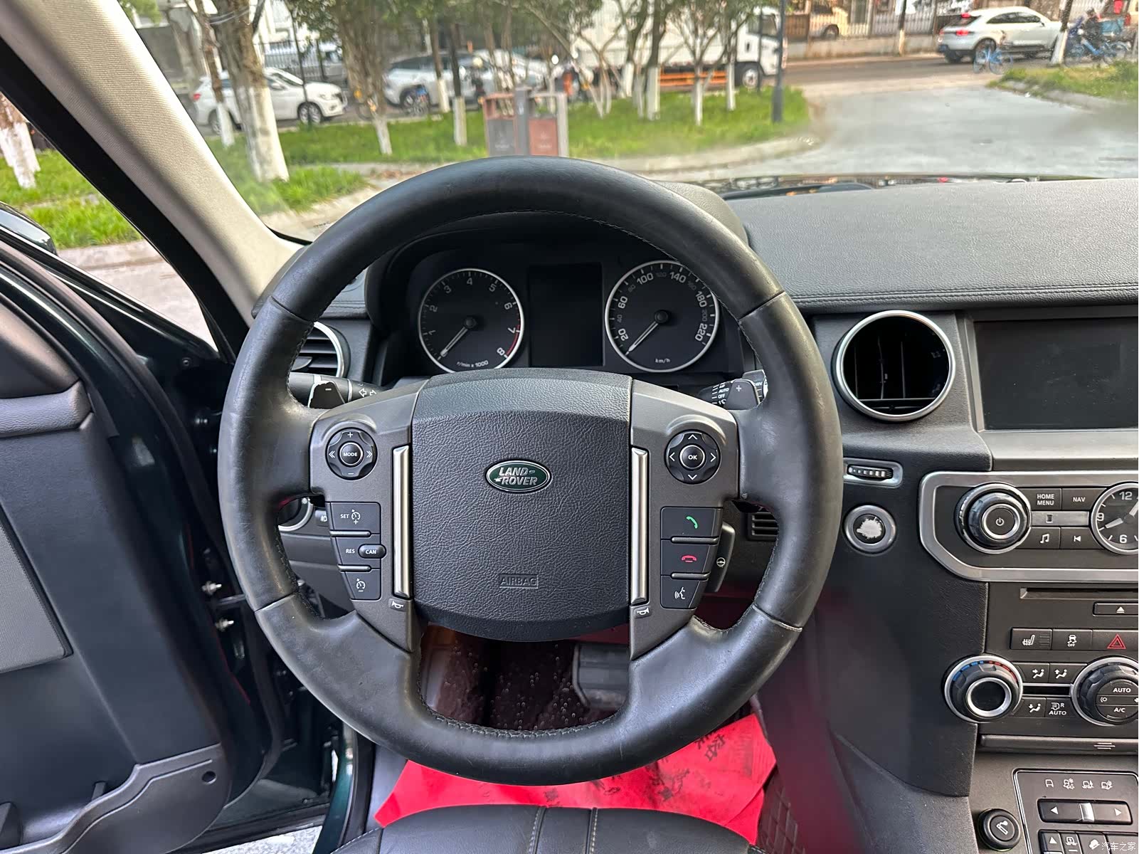 Land Rover Discovery, 2015 17