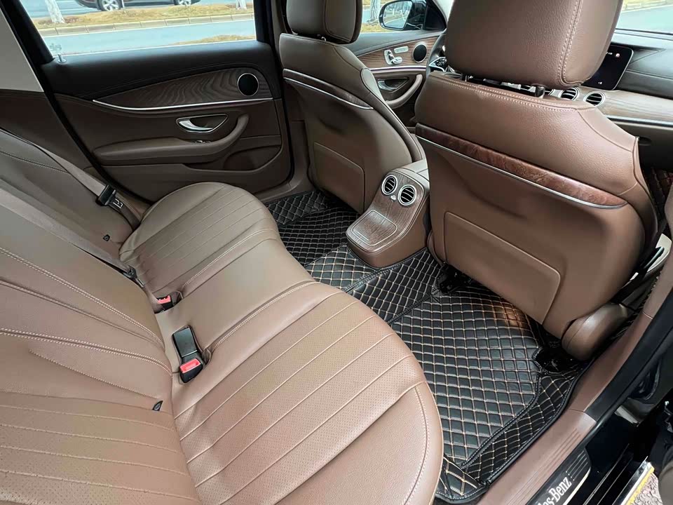 Mercedes-Benz E-class Mercedes-Benz E-class