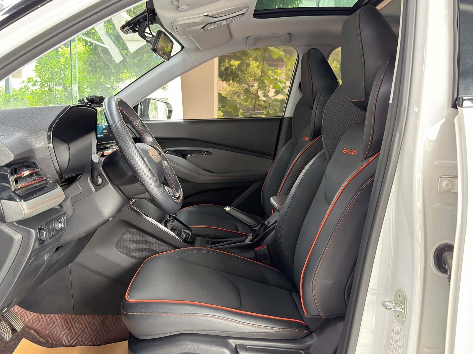 Wuling RS-3, 2020 8
