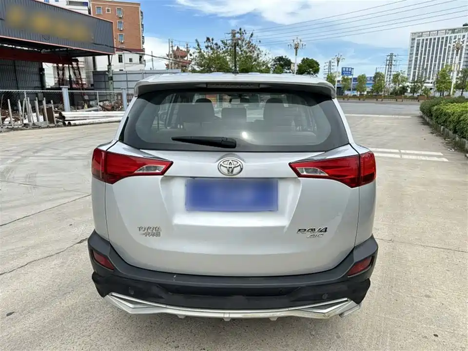 Toyota RAV4 Rongfang
