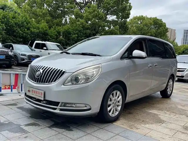 Buick GL8 2013 — купить из Китая под заказ
