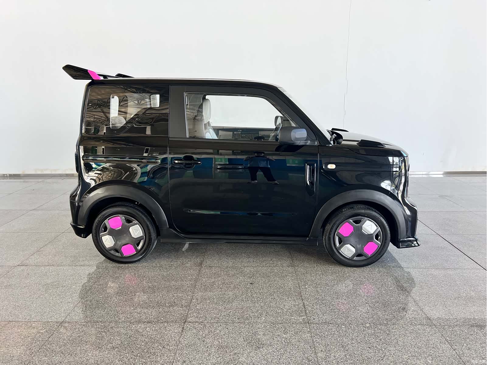 Geely Panda, 2025 3