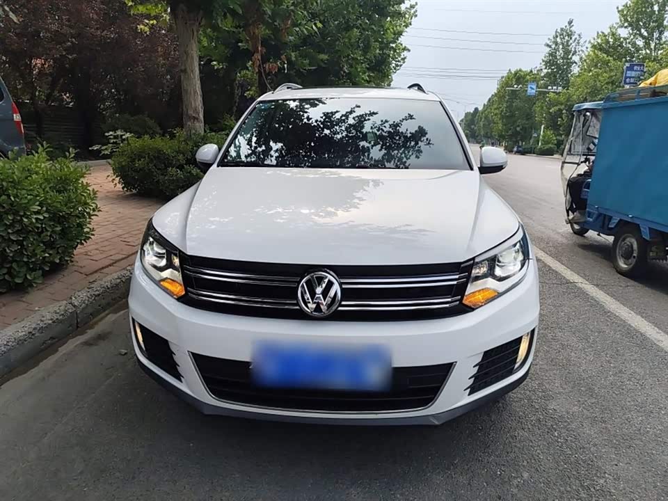 Volkswagen Tiguan Volkswagen Tiguan