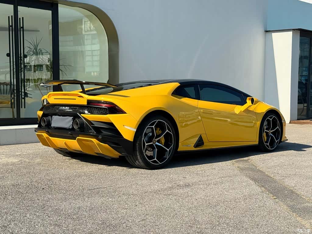 Lamborghini Huracán, 2023 14