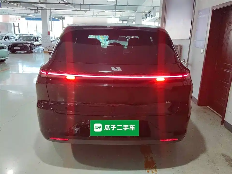 Li Auto Ideal L6