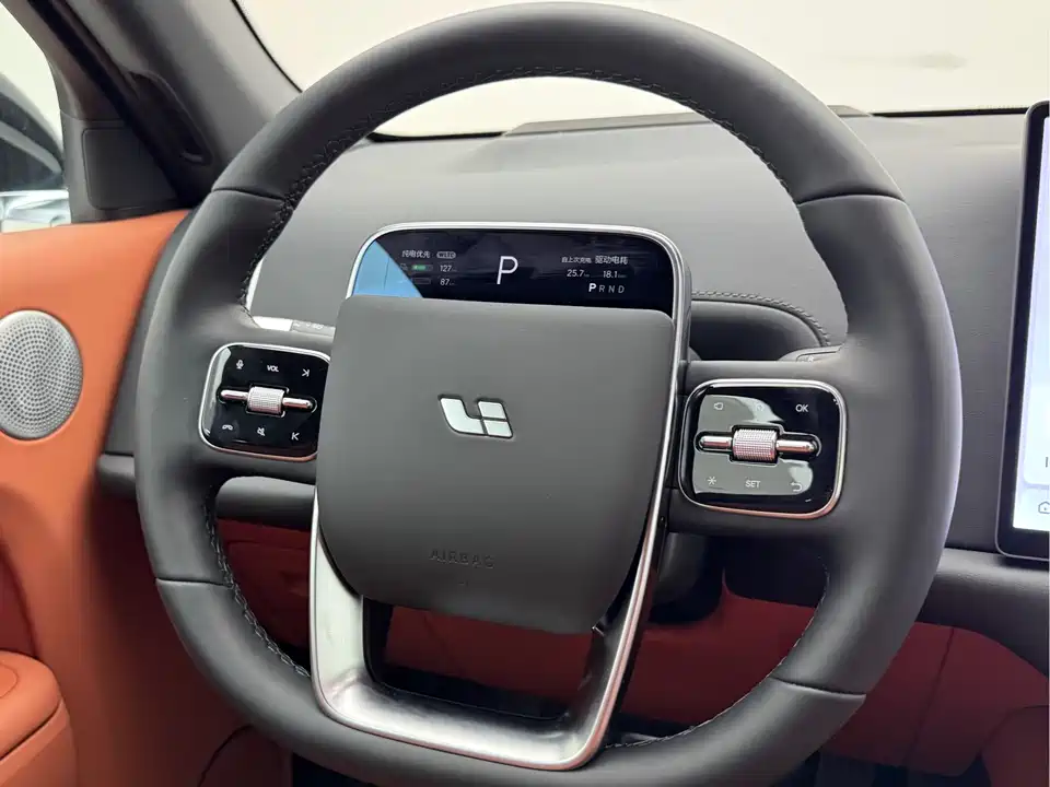 Li Auto Ideal L7