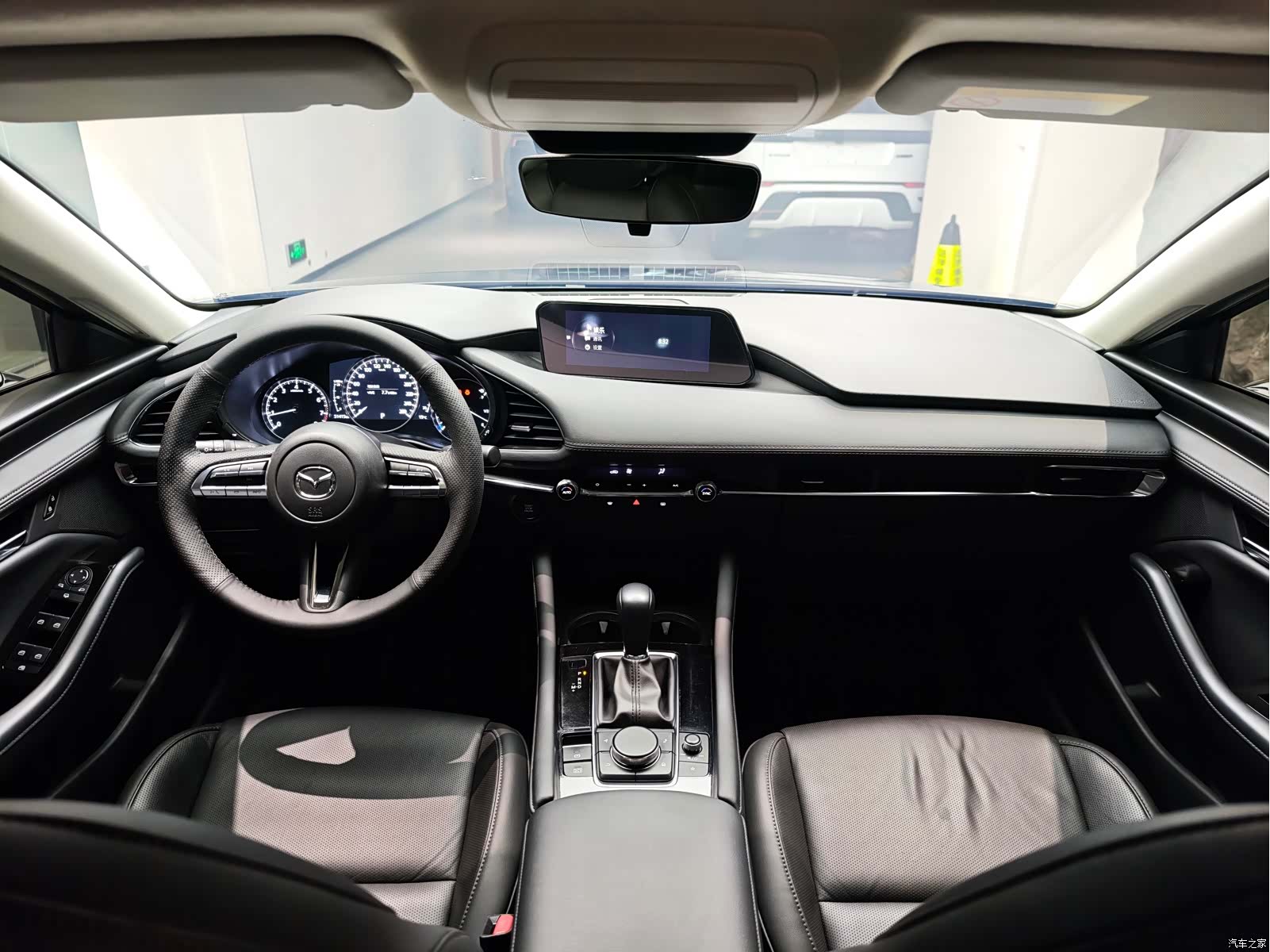 Mazda Mazda3, 2022 все фото
