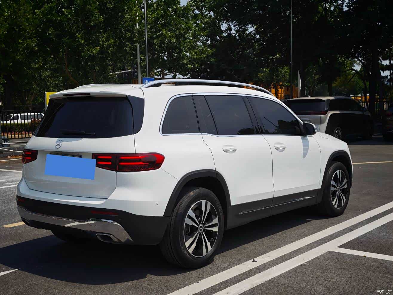 Mercedes-Benz GLB, 2023 3