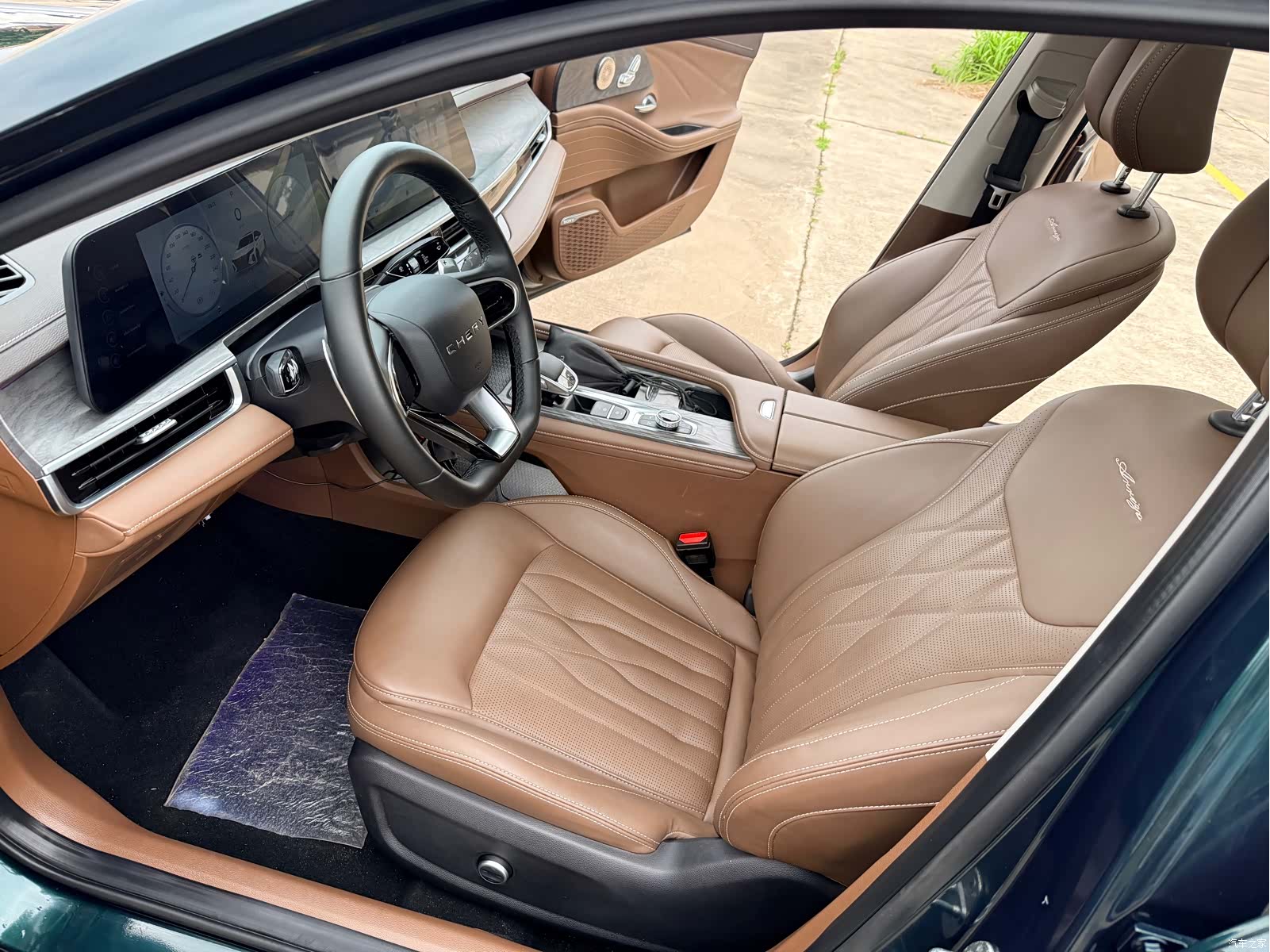 Chery Arrizo 8, 2024 21