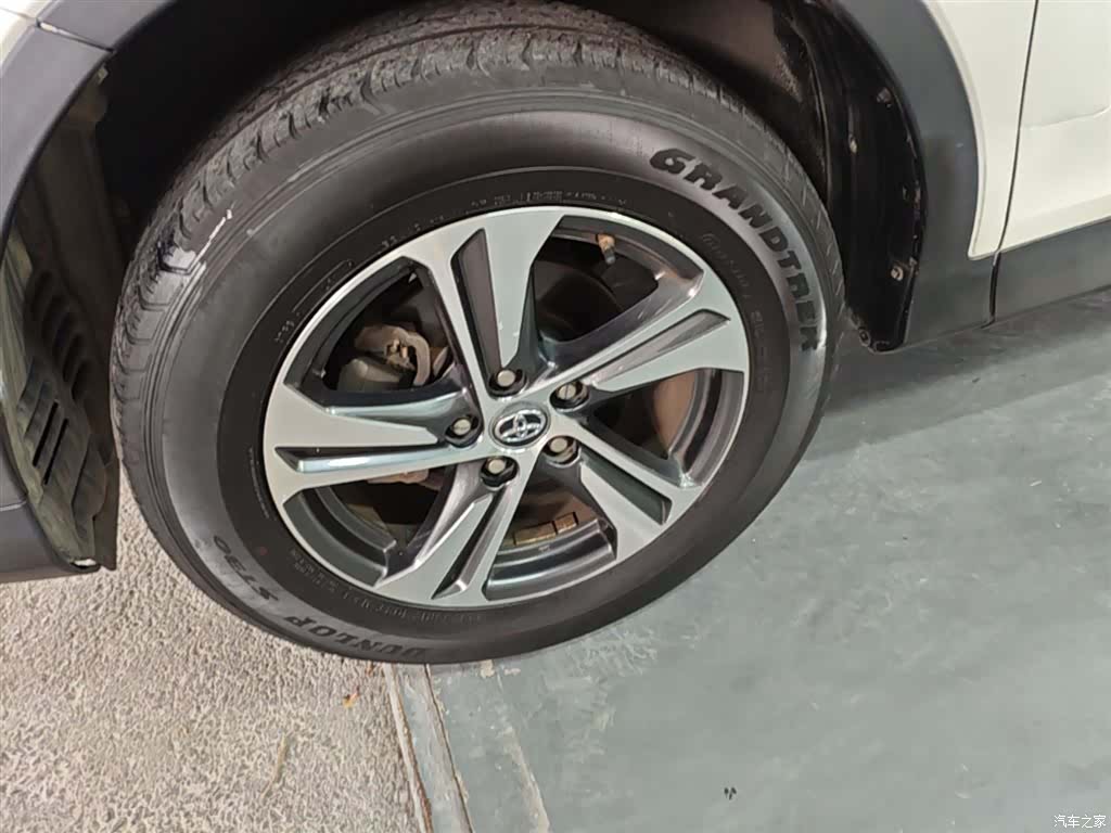 Toyota RAV4, 2016 23