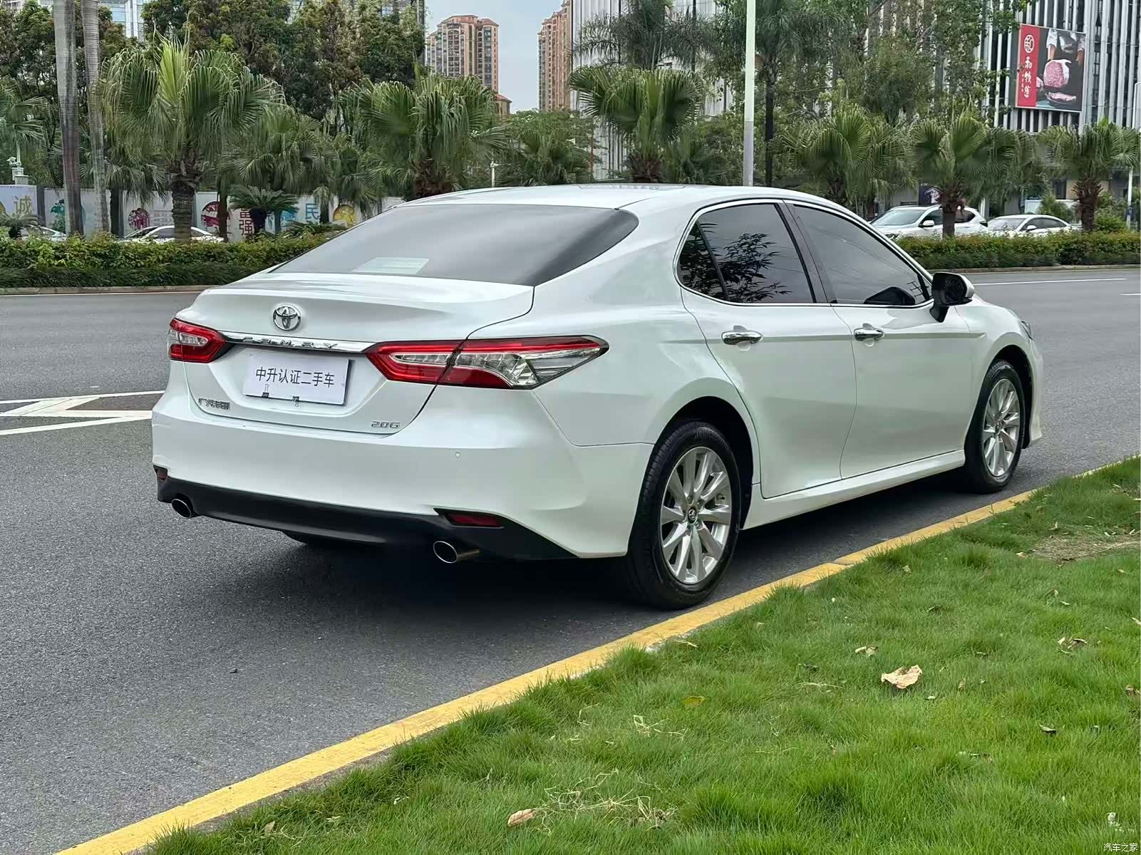 Toyota Camry, 2020 4