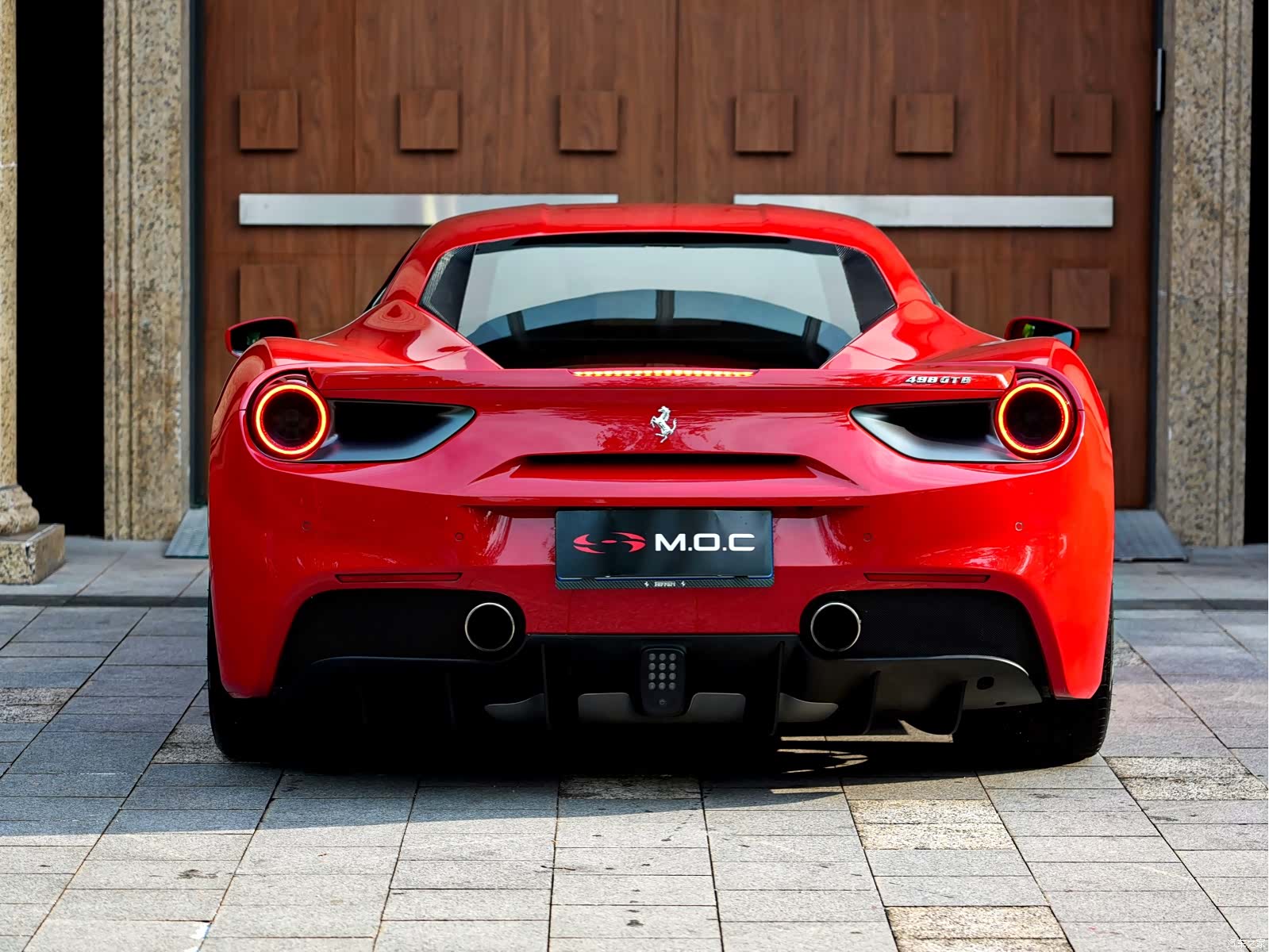 Ferrari 488, 2016 все фото