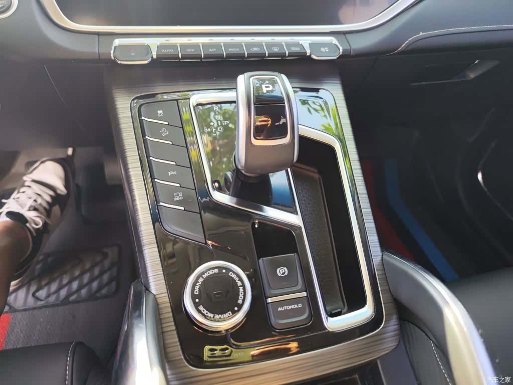Geely Boyue, 2019 17