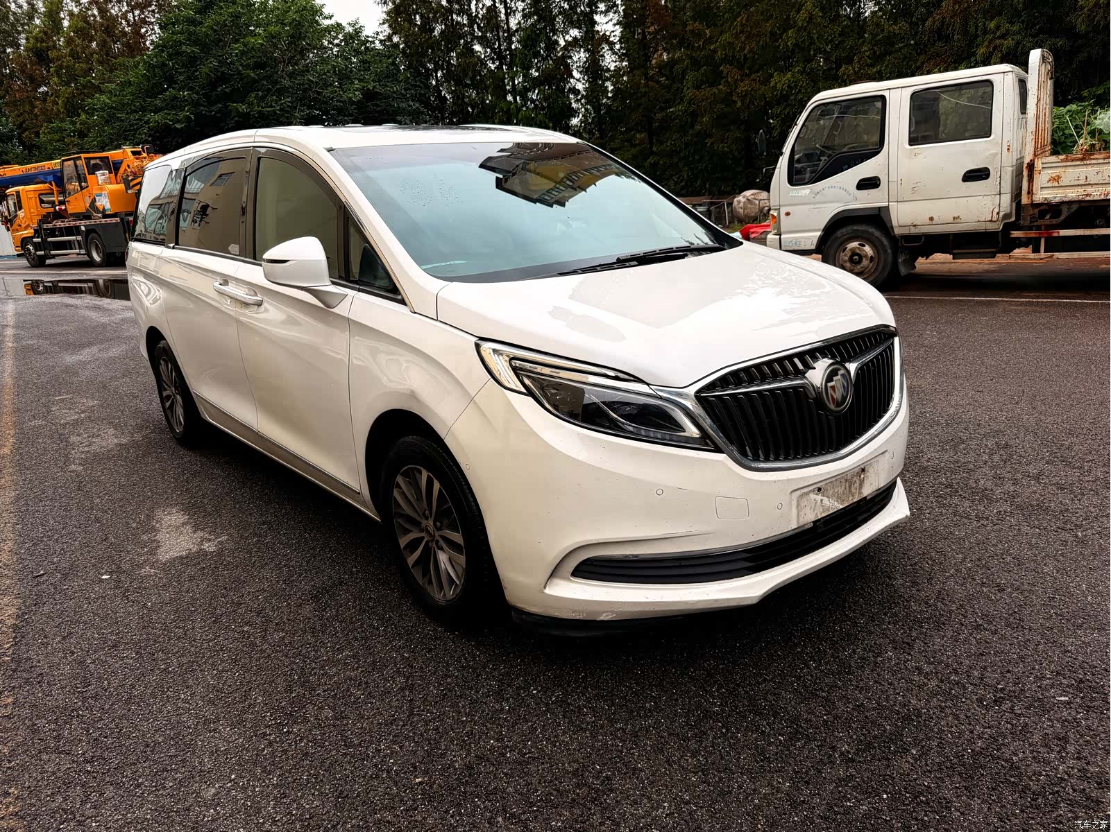 Buick GL8, 2017 2