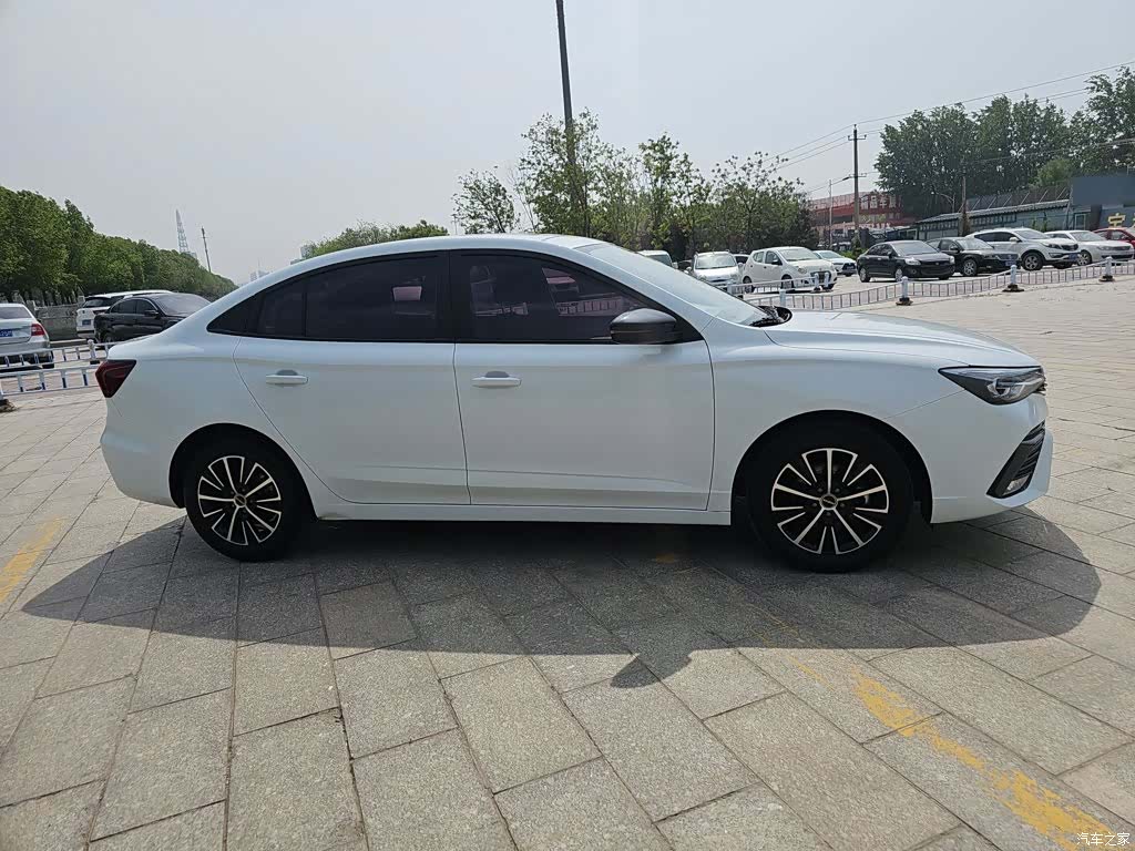 Roewe i5, 2021 13