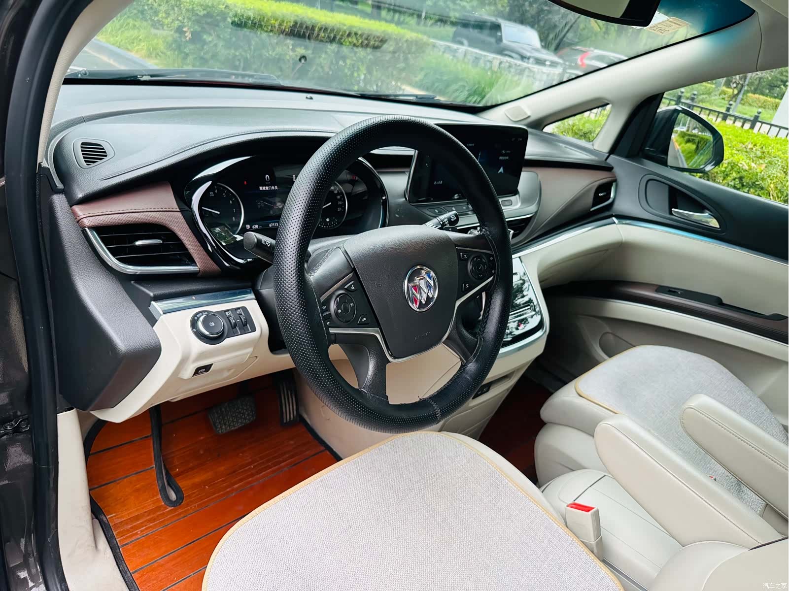 Buick GL8, 2020 12