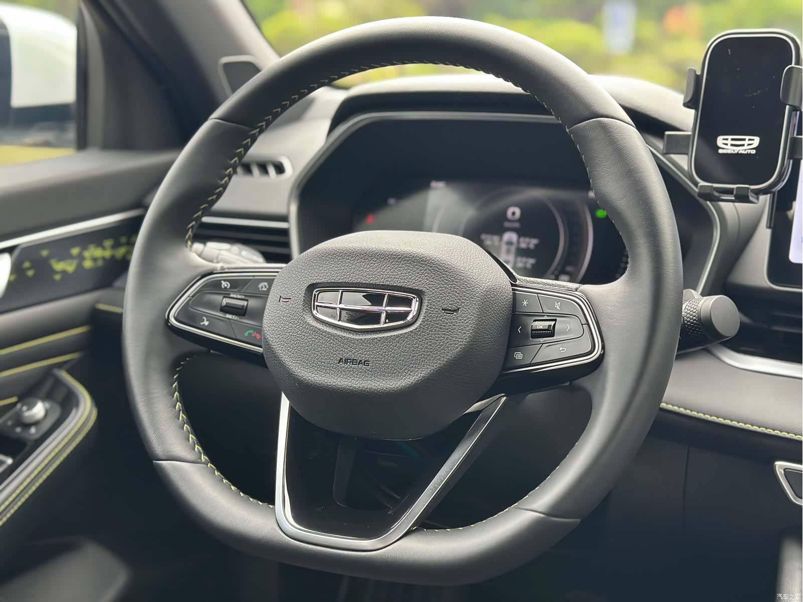 Geely Preface, 2024 22