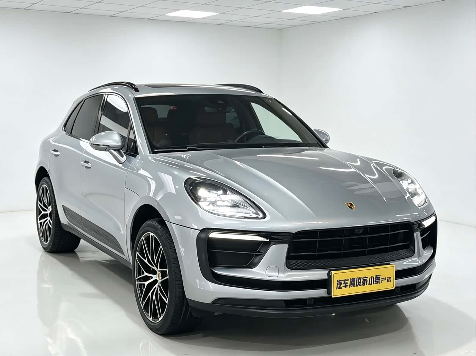 Porsche Macan, 2023 1