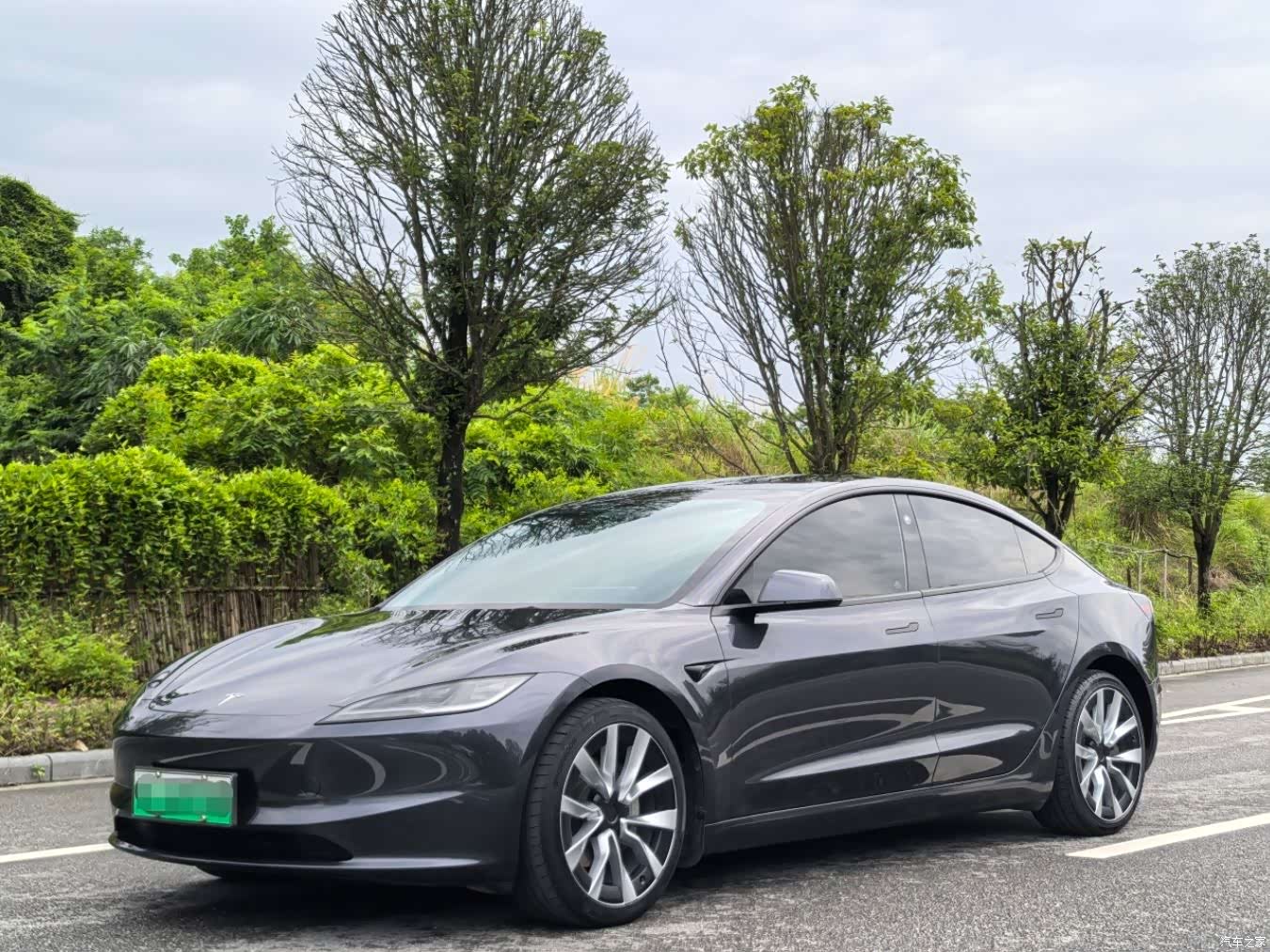 Tesla Model 3, 2024 1