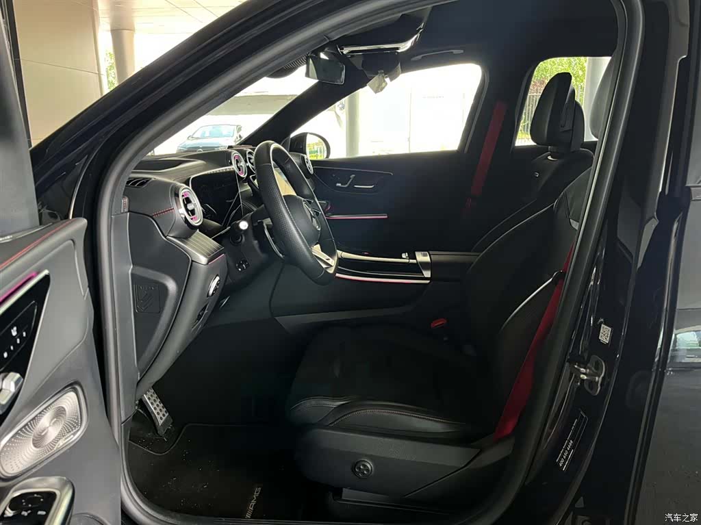 Mercedes-Benz GLC, 2025 11