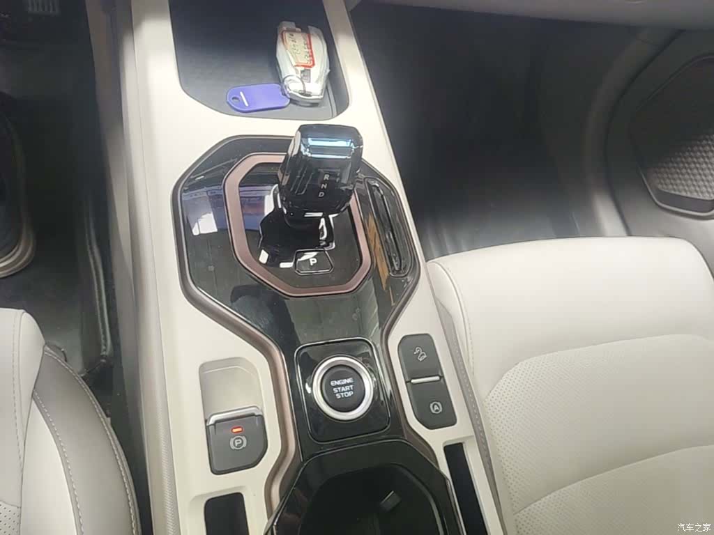 Geely Icon, 2025 14