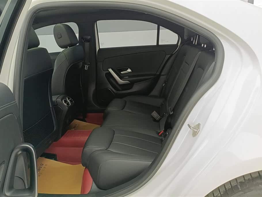 Mercedes-Benz Class A Mercedes-Benz Class A