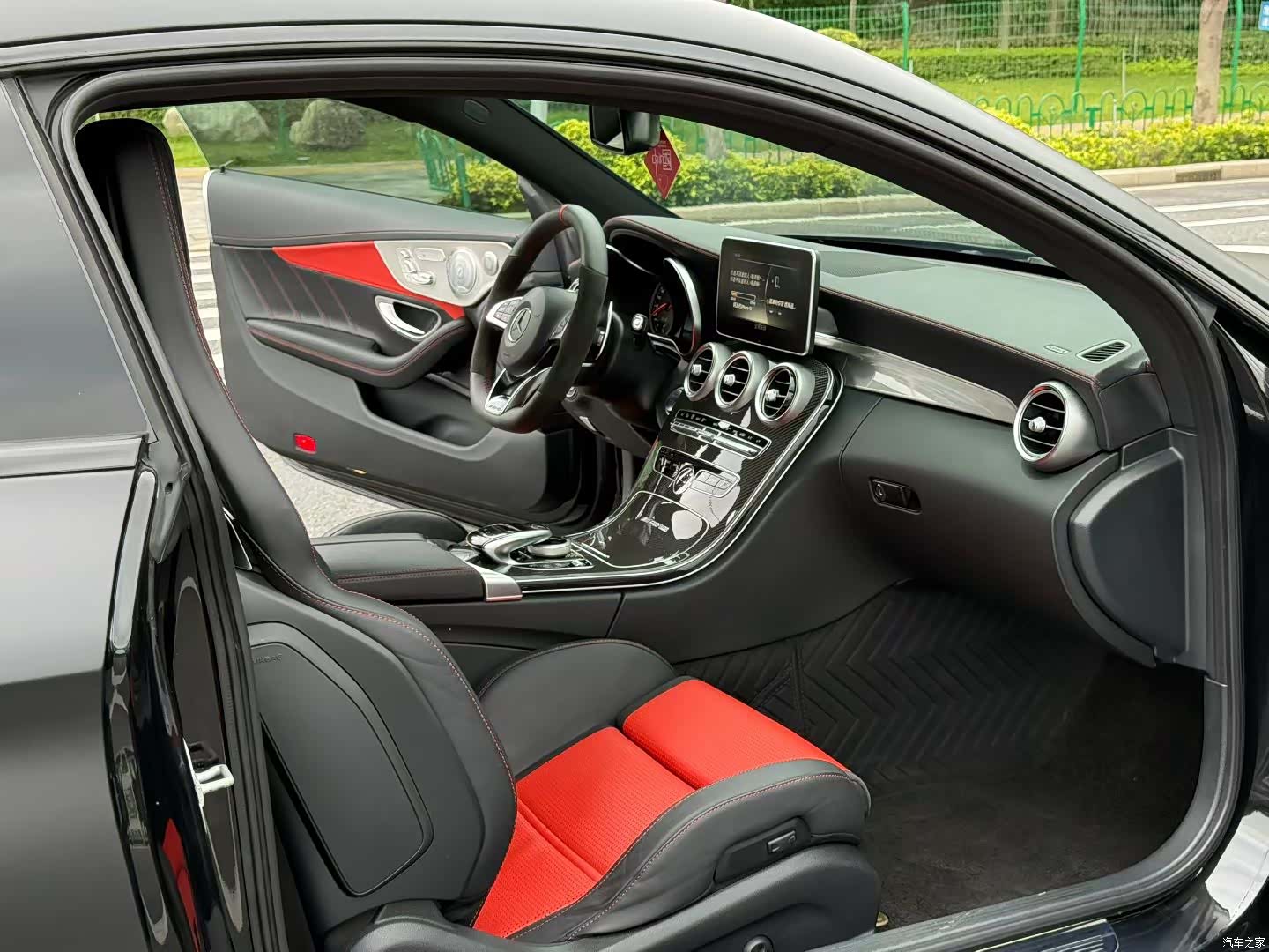 Mercedes-Benz C-Class, 2018 все фото