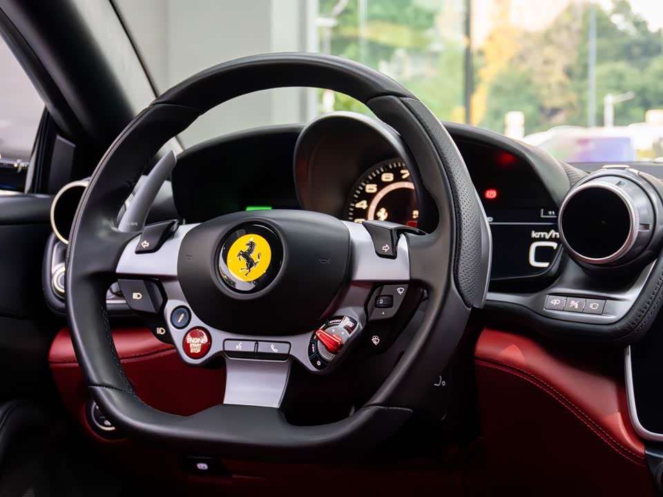 Ferrari GTC4Lusso