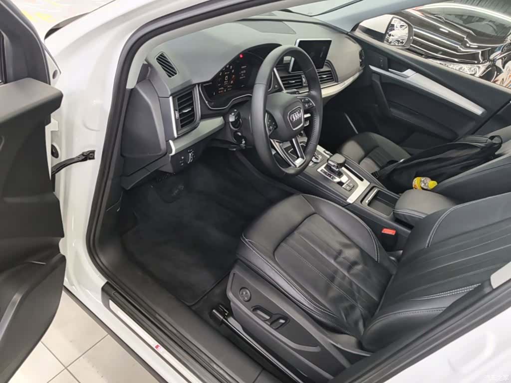 Audi Q5L, 2021 16