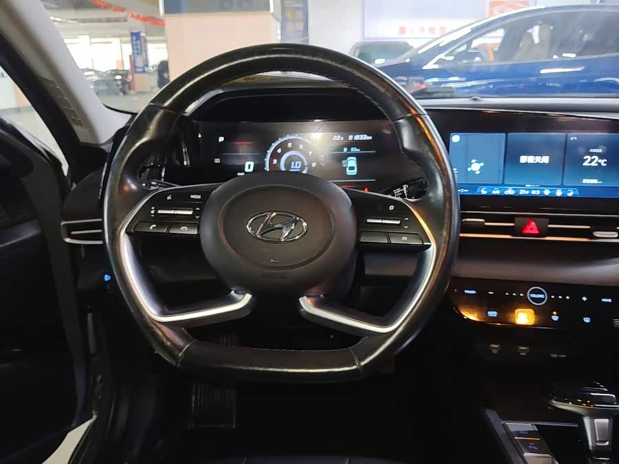 Hyundai Elantra 2020, фото 6