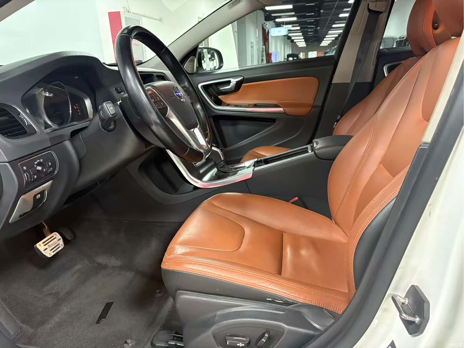 Volvo S60, 2015 29