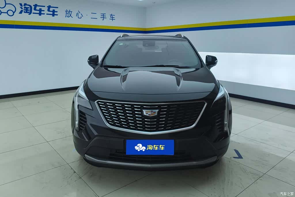 Cadillac XT4, 2023 2