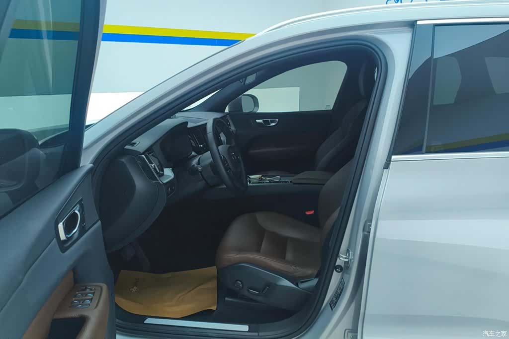 Volvo XC60, 2021 9