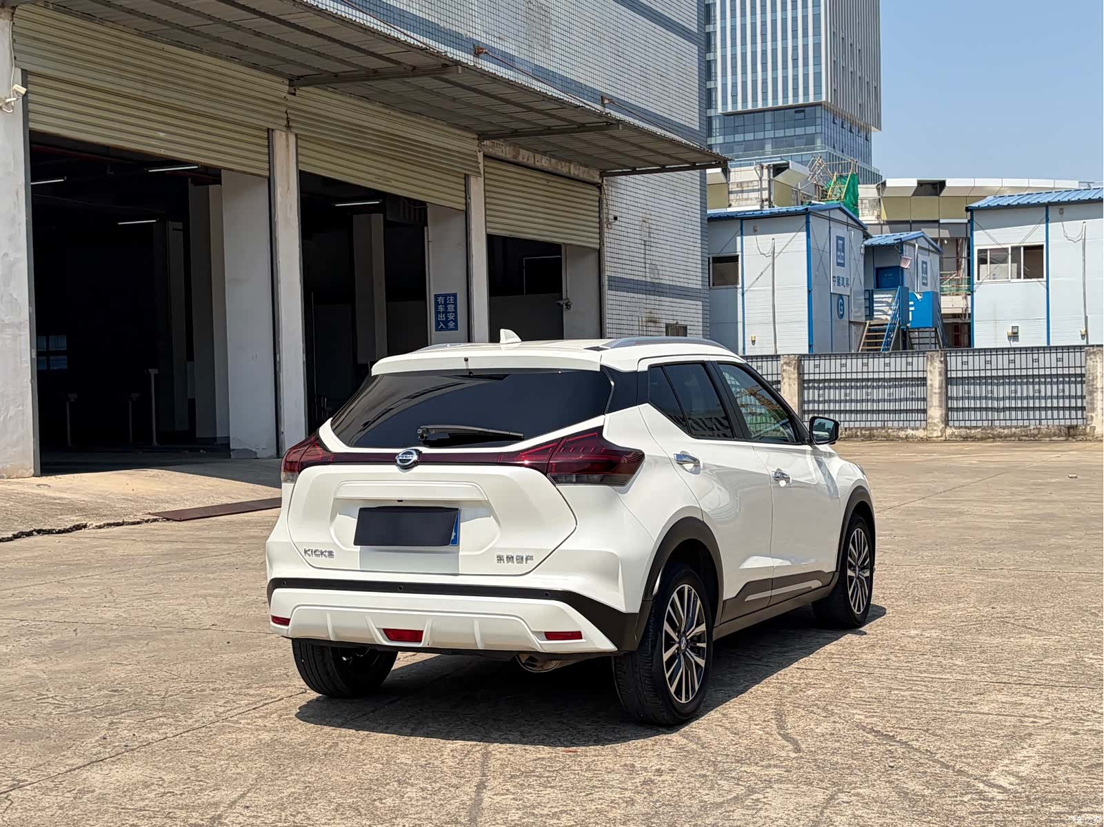 Nissan Kicks, 2022 7