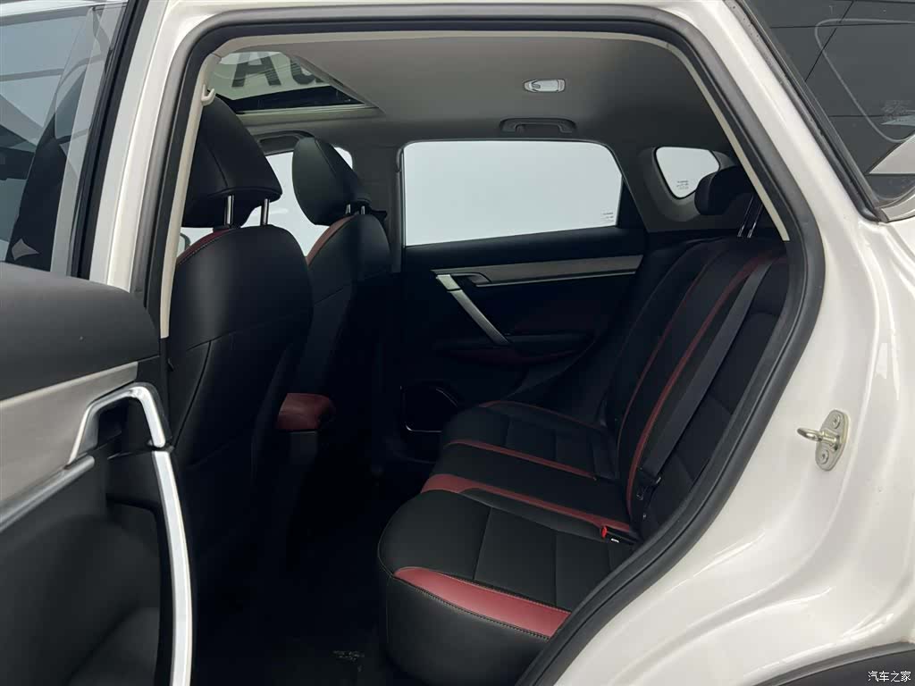 Geely Coolray, 2021 16